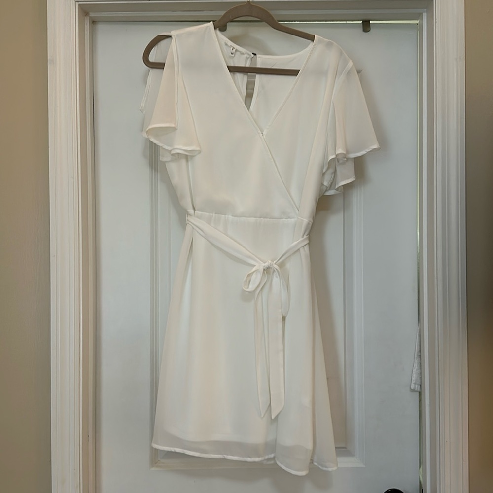 Maurice’s white dress size medium